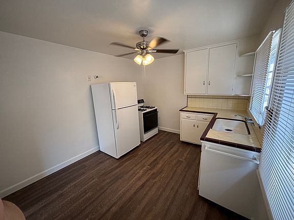 3rd image of 2619 E Harvard Ave