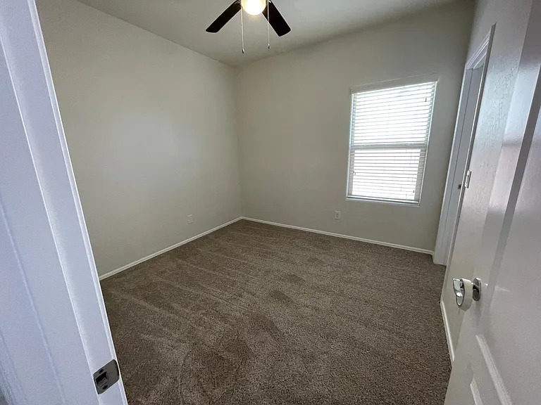 Bedrooom 3