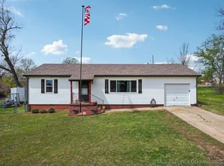 120 Greenbriar Cir, Mannford, OK 74044