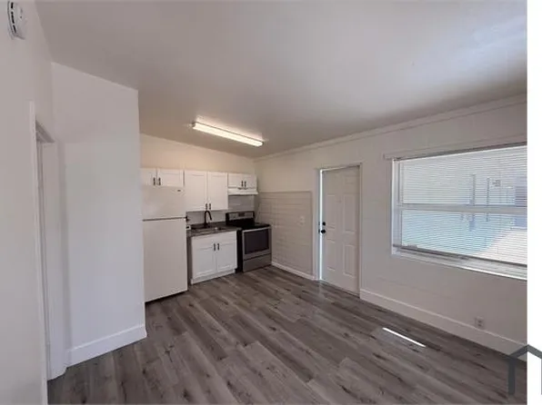 320 NE 13th Ave, Boynton Beach, FL