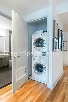 Rented by Dream Space Realty | media 29