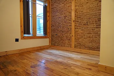 Rented by Rennit Inc.