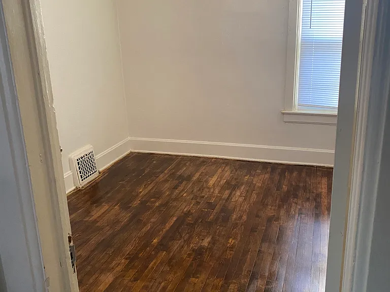 4311 Sheridan Rd #1 — Photo 8