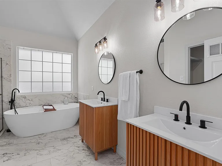 312 Country Club Dr — Photo 18