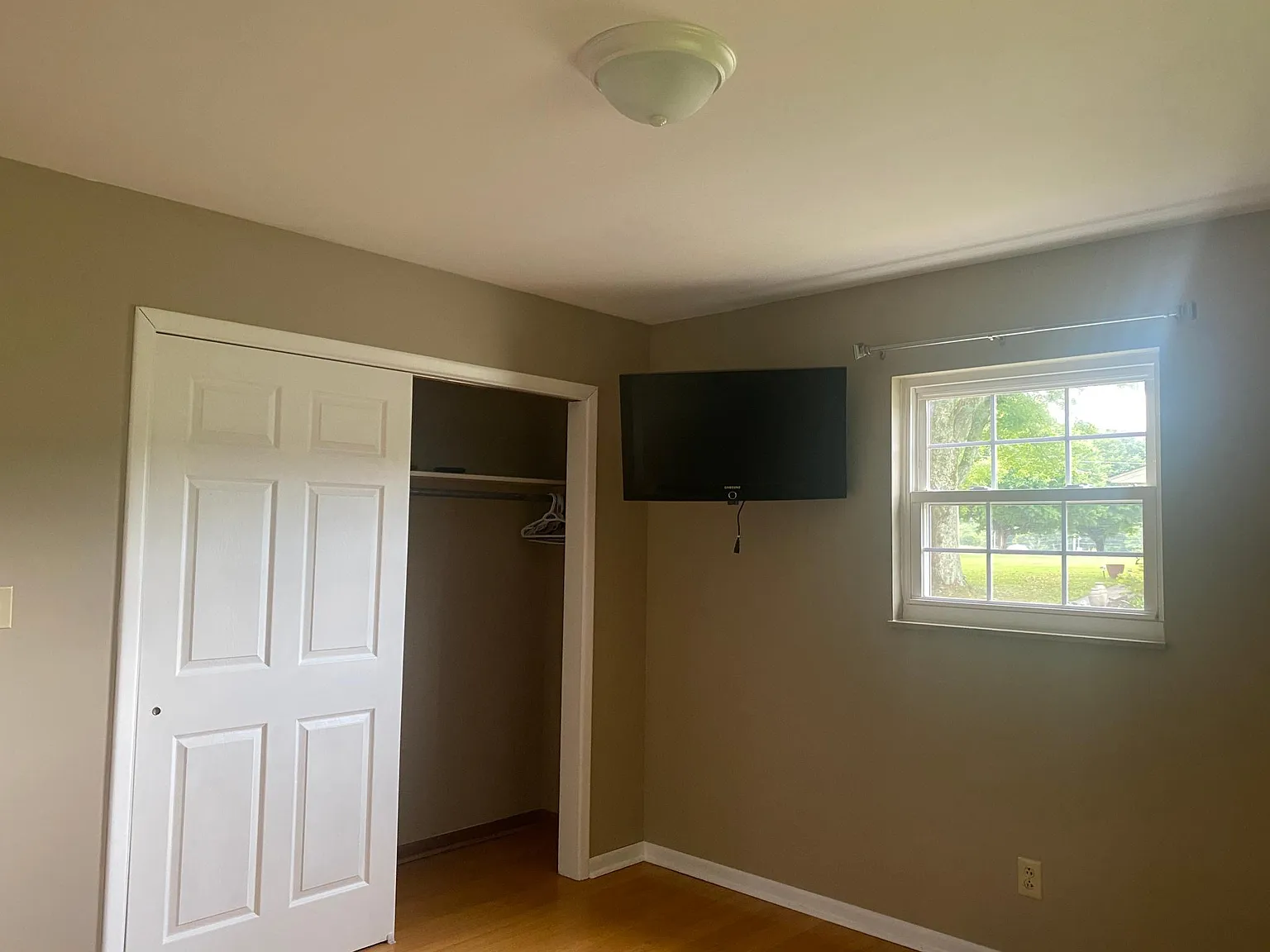 3 bed, 1148 sqft, $1,600 — Photo 4