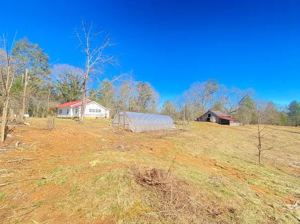 15 Possum Hollow Rd, Morganton, GA 30560