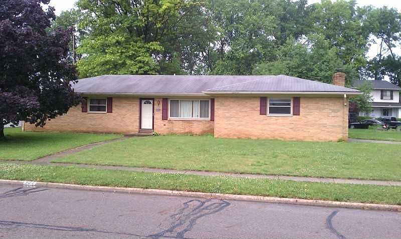 1st image of 307 Briarwood Dr