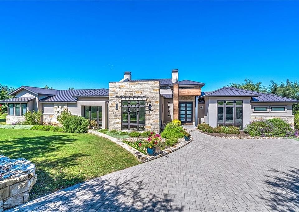 1st image of 3801 Verano Dr