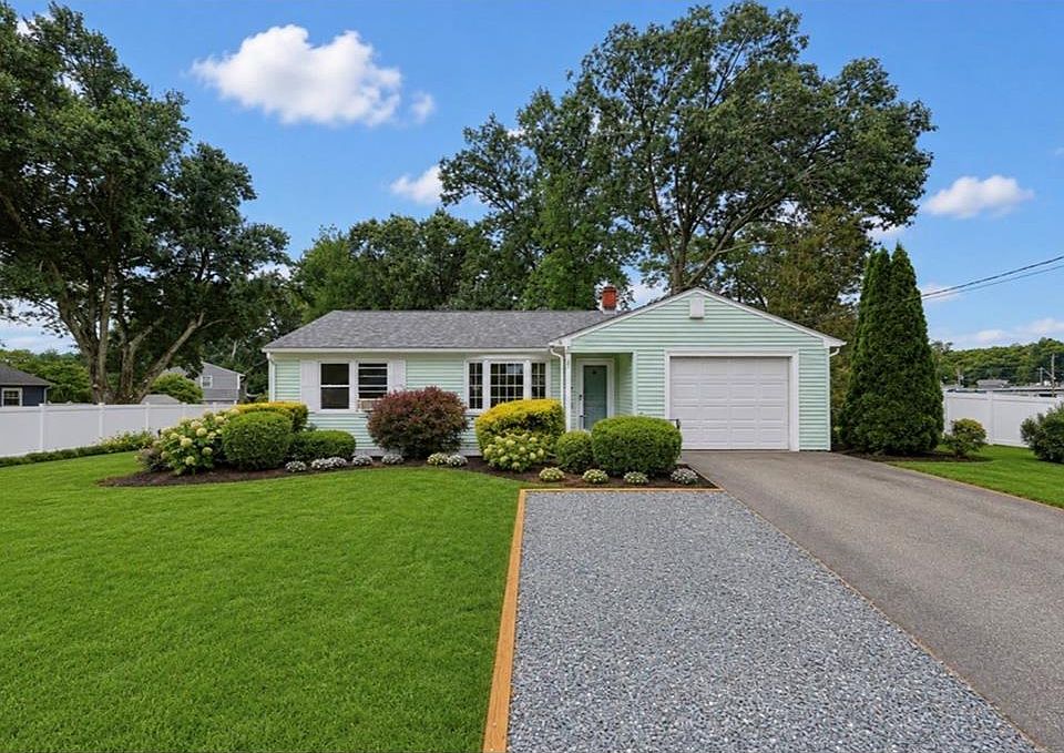 1st image of 27 Bear Hill Rd