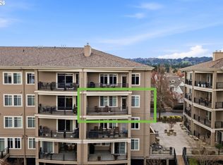 4884 NW Promenade Ter Unit 301, Portland, OR