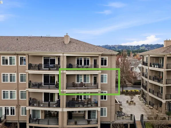 4884 NW Promenade Ter Unit 301, Portland, OR 97229
