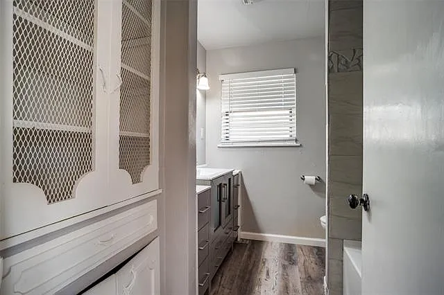 266 W Fulton St — Photo 10