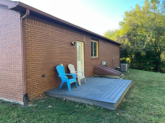 3rd image of 1228 Northpoint Dr
