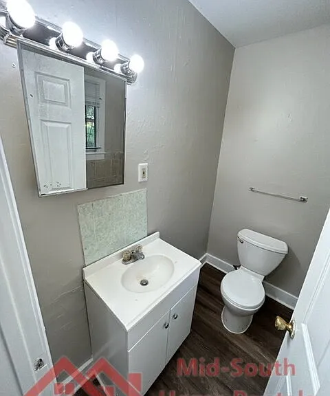 253 Silverage Ave — Photo 9