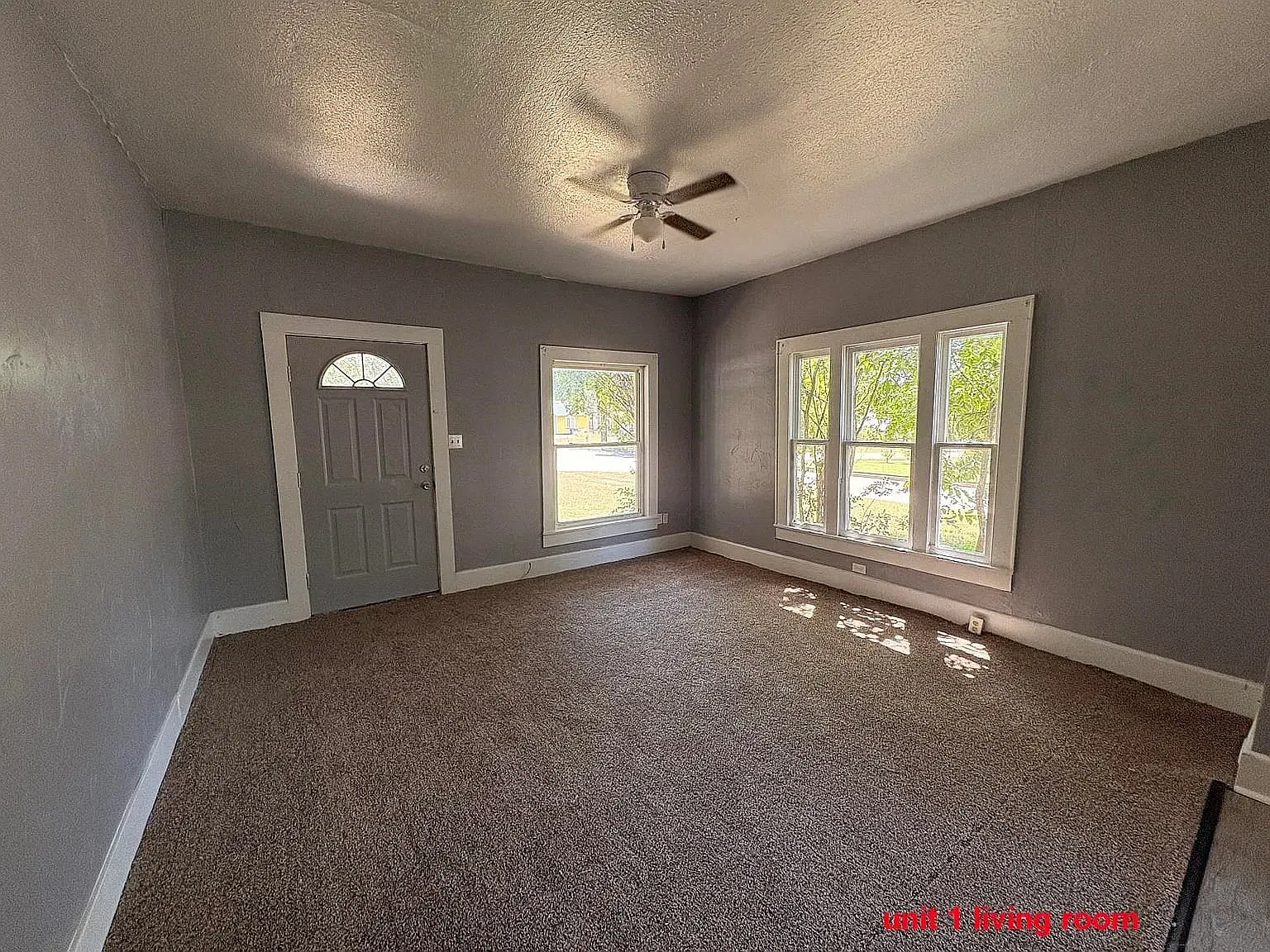 1115 W. Ash Avenue - 1 — Photo 2