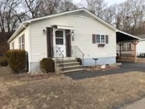 9 Merlin Dr, Attleboro, MA 02703