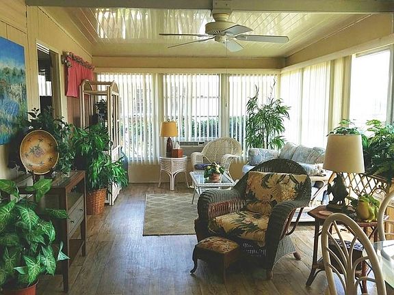 3rd image of 701 Buccaneer Blvd