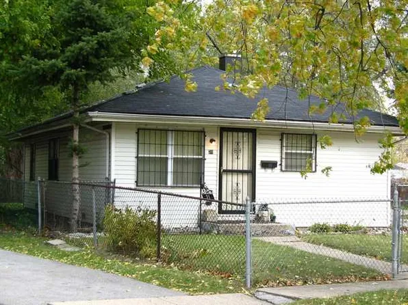 21 Circle Dr, Dixmoor, IL 60426