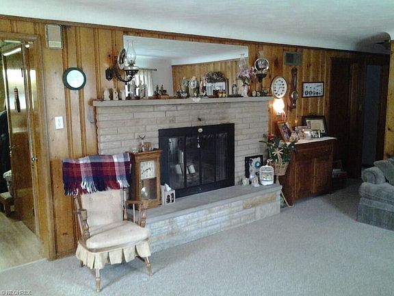 5th image of 31 S Spruce St
