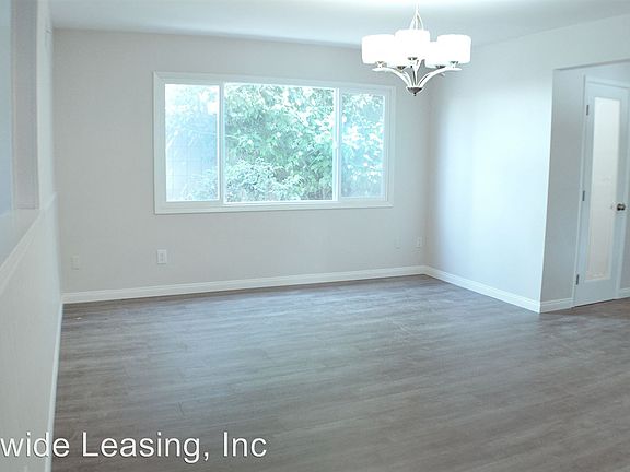4th image of 9557 Forbes Ave