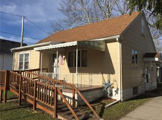 16 Livingston St, Lancaster, NY