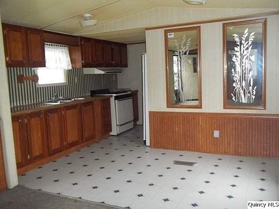 Home for Sale in Quincy, IL $10,000