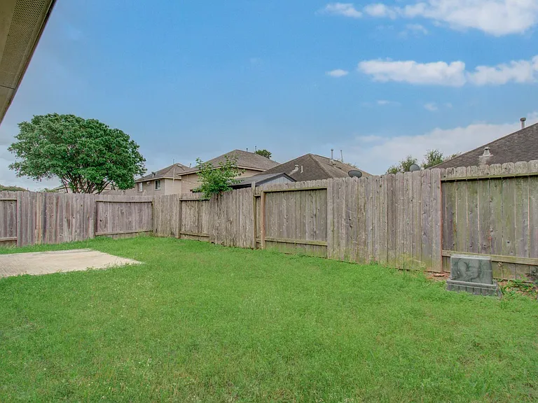 1418 Spencer Glen Ln — Photo 33