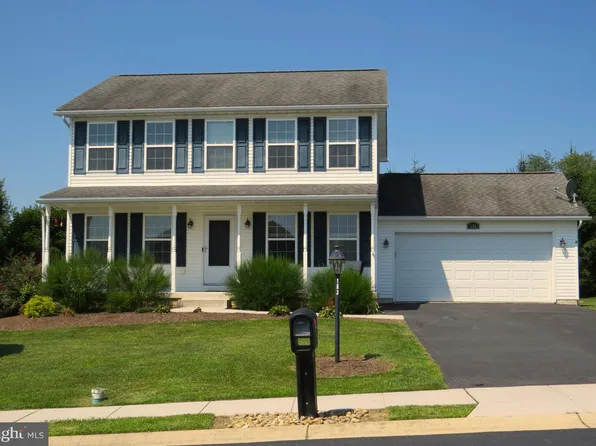 153 W Imperial Dr, Aspers, PA 17304