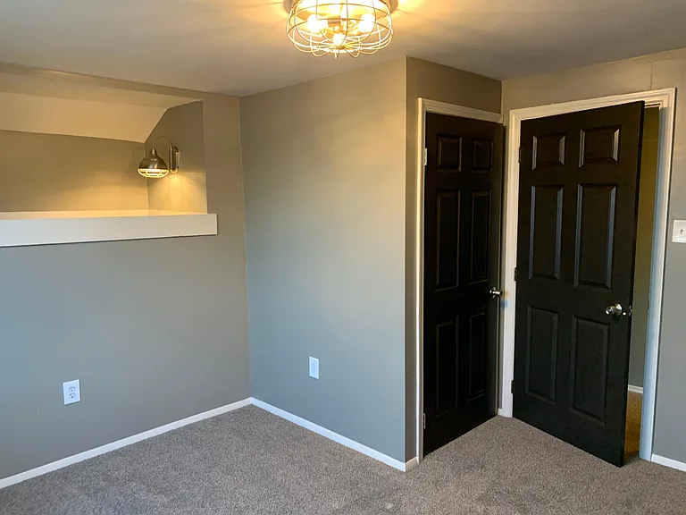 2630 Edwards Way #3 — Photo 4