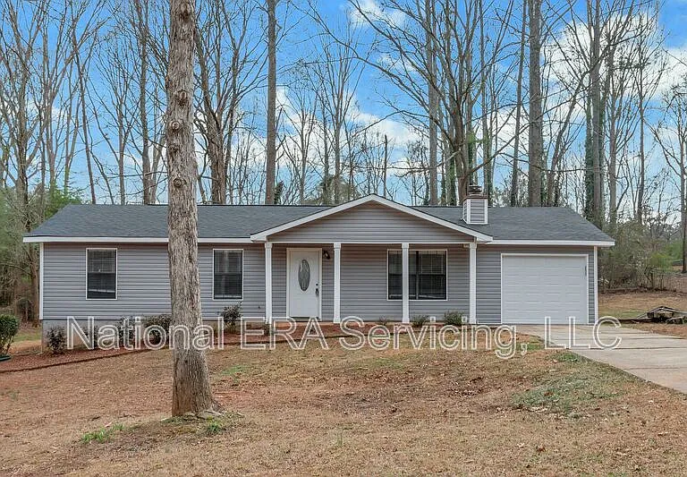 321 Summerwood Ln — Photo 2
