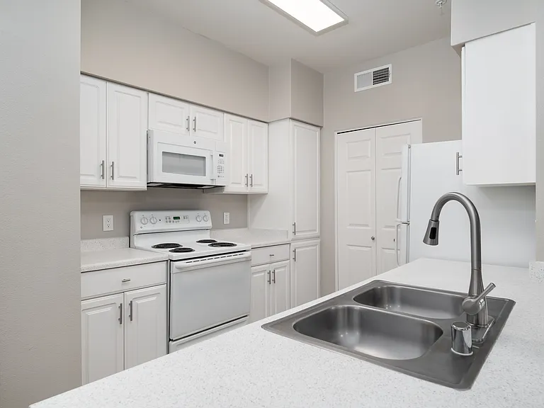 Almanor - 2BR, 2BA 1,146SF