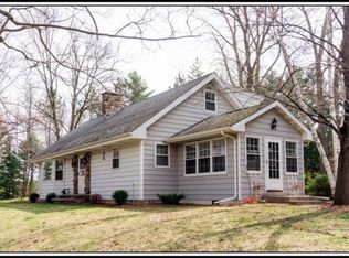 700 E Grandview Rd, Hortonville, WI 54944