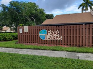 9770 NW 15th Ct, Hollywood, FL 33024