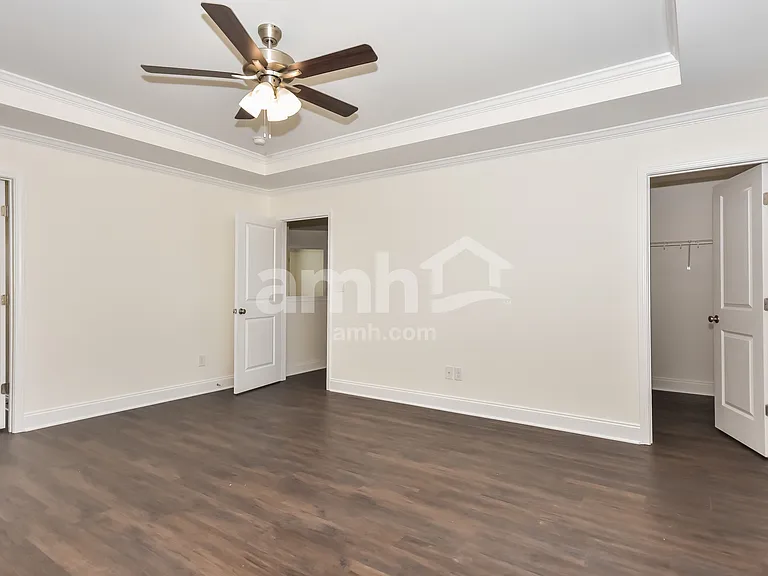 906 Ronnie Rd — Photo 11