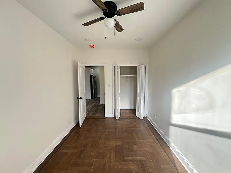 174 E 54th St #1 — Photo 20