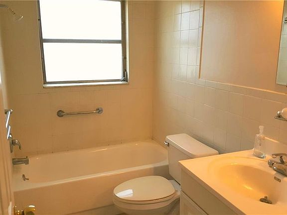 4th image of 5535 19th Ave N