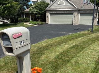 385 Tr Trl, Holland, MI 49424