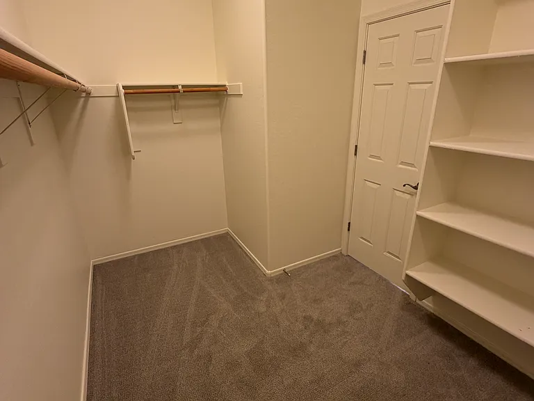 2146 W Tobias Way — Photo 21