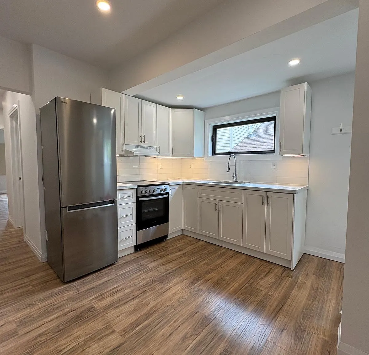 2 bed, $1,600 — Photo 1