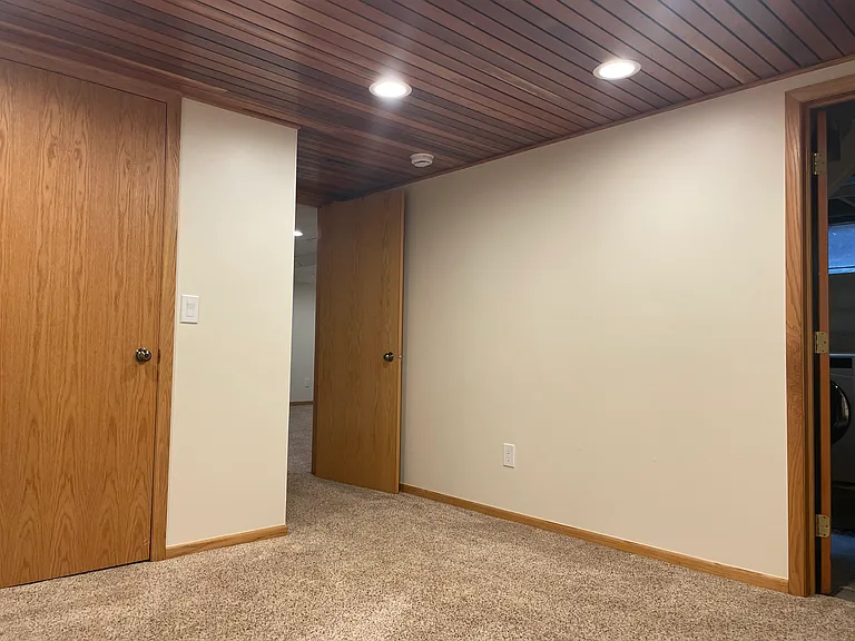 608 Chapman St — Photo 30