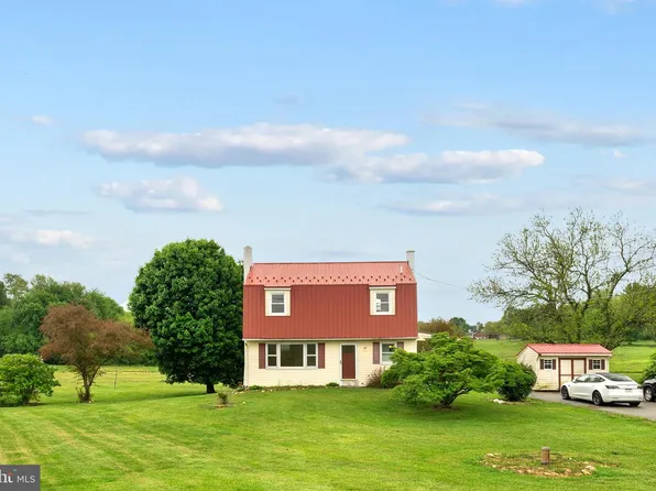 557 Media Rd, Oxford, PA 19363