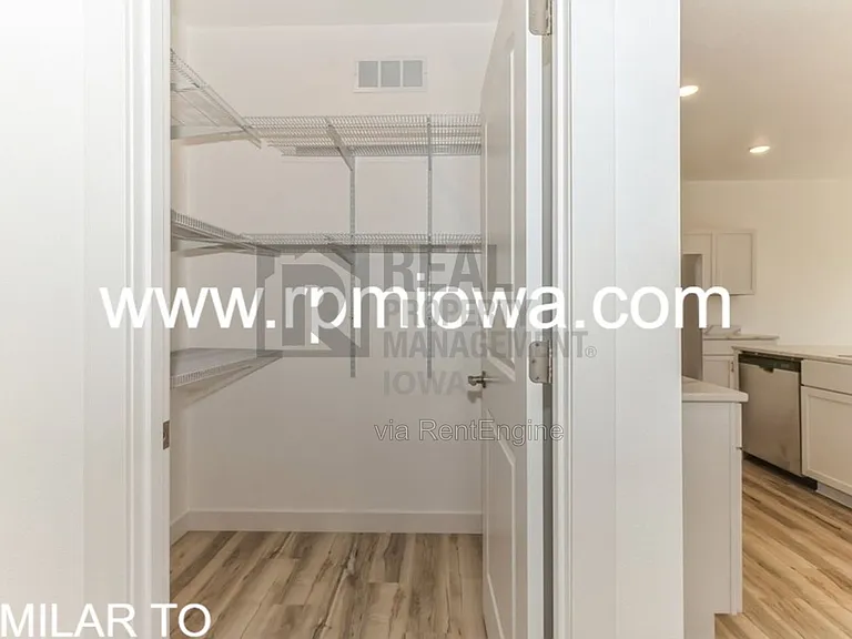 8914 Hickory Dr — Photo 4
