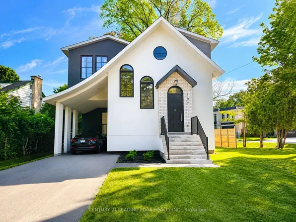 197 Glen Oak Dr, Oakville, ON L6K 2J3