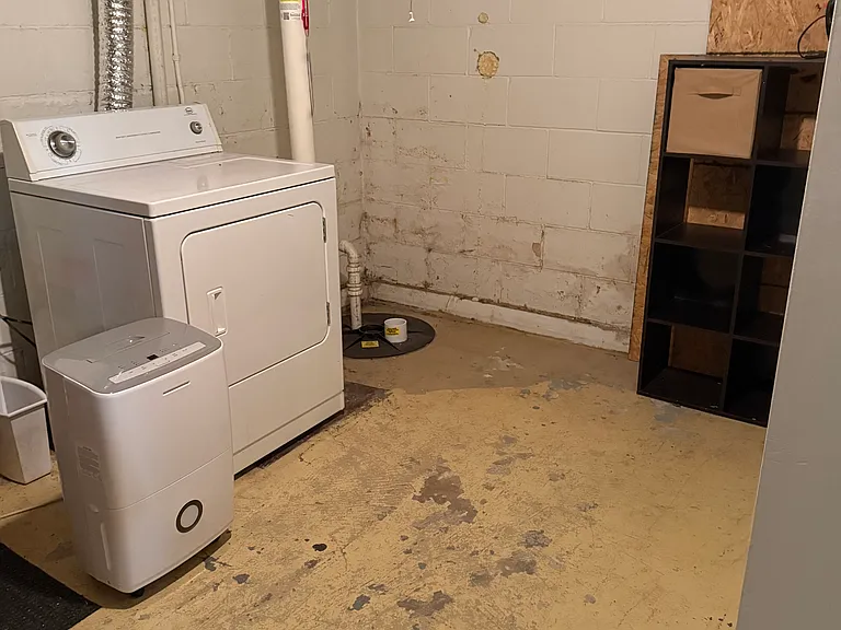 209 N Governor St #209 — Photo 14