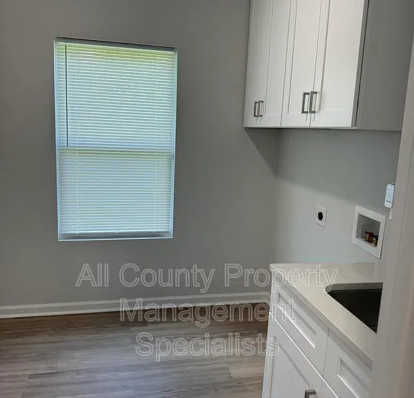 5111 Spalding Ave — Photo 5