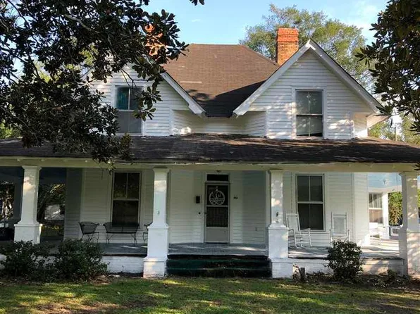 401 E Tatum Ave, McColl, SC 29570