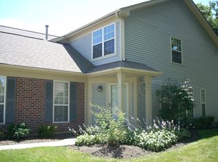 1123 Coldspring Rd, Elgin, IL 60120