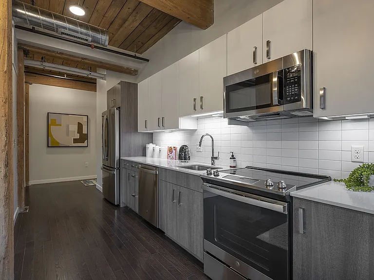 Bancroft Lofts — Photo 46
