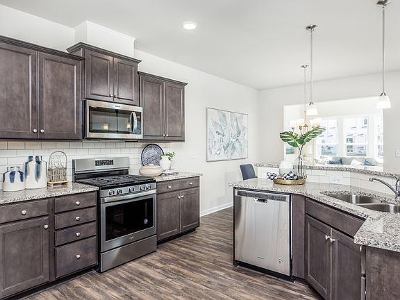 Open Kitchen with Breakfast Bar Island