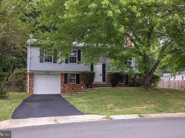 5592 Shannon Ct, Woodbridge, VA 22193